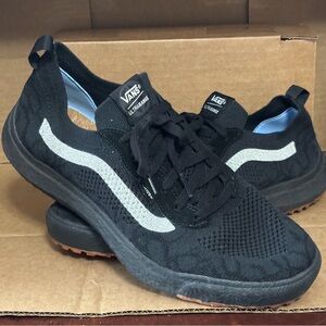 Vans UltraRange Men’s Black Mesh Sneakers with White Stripe